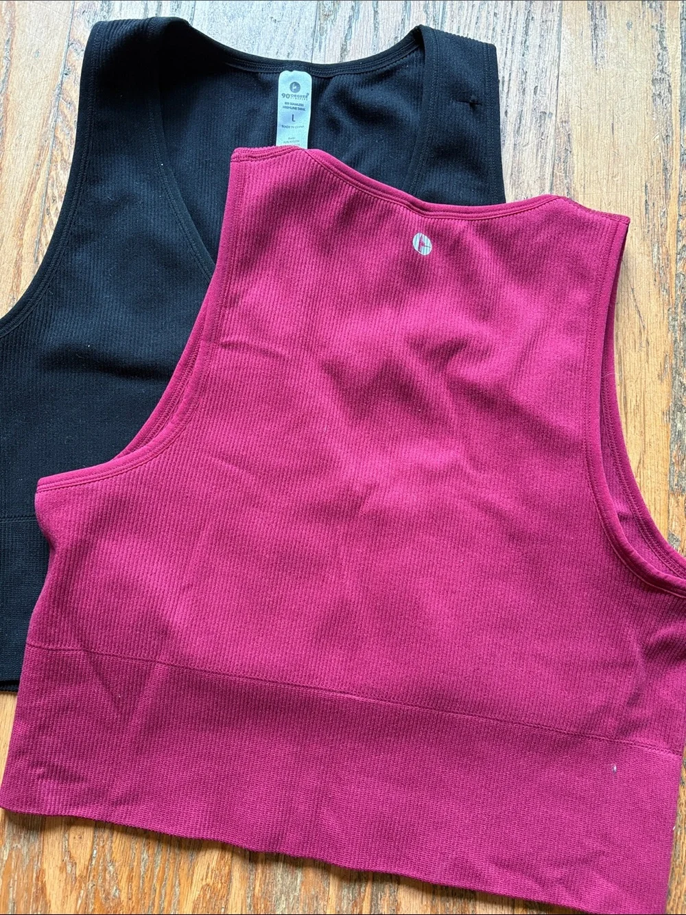 Set of TWO 90 Degree By Reflex V-Neck Ribbed Crop Tank Top - Black & Magenta - Picture 5 of 5
